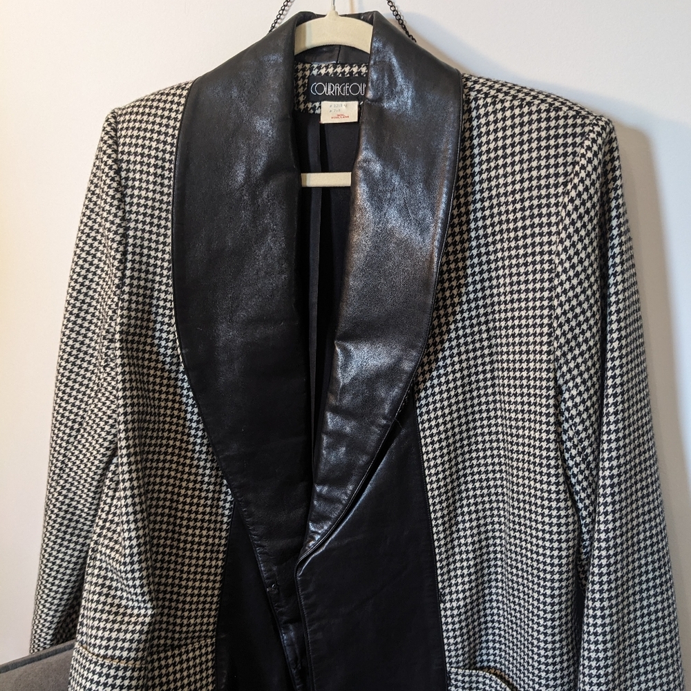 Vintage Black and White Houndstooth Blazer with Leather Lapel